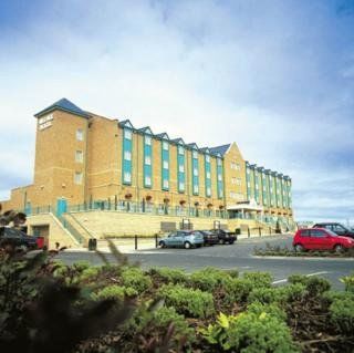 Village Newcastle And Leisure Club Tynemouth Eksteriør billede